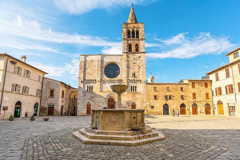 Bevagna Umbria medieval town